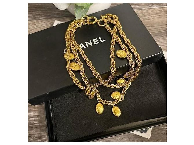 Collana a più fili con charm in oro vintage di Chanel Gold hardware - vista 2