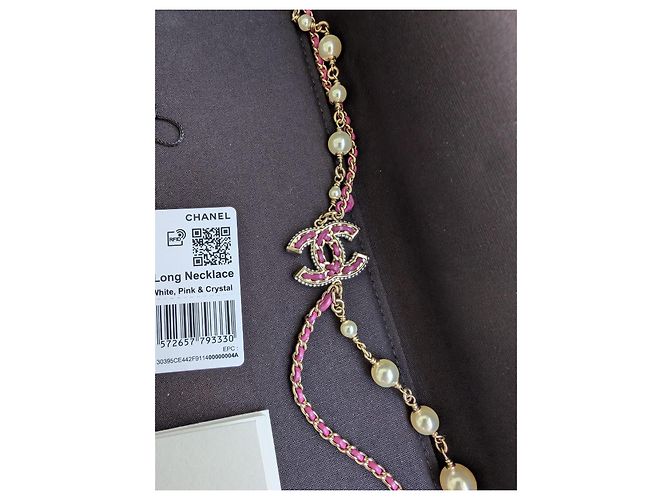 Chanel Collana CC B21P Logo in Pelle Rosa con Perle e Cristalli GHW - vista 14