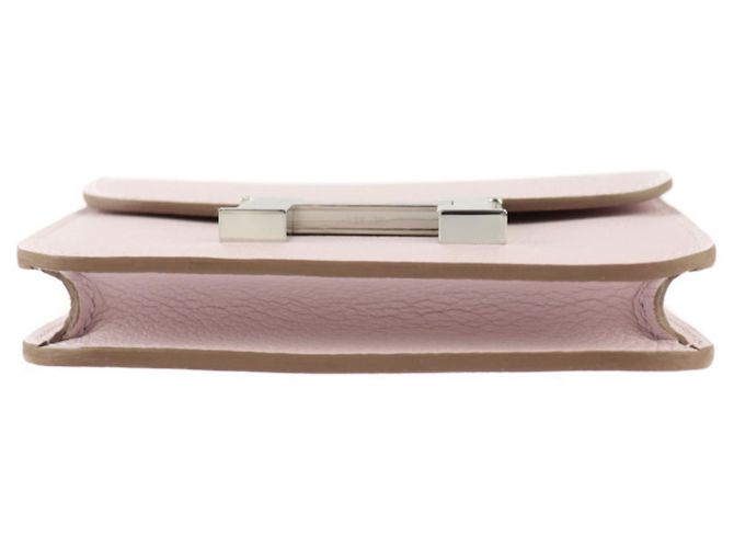 Hermès Pochette Constance di Hermes in Evercolor Mauve Pale - vista 4