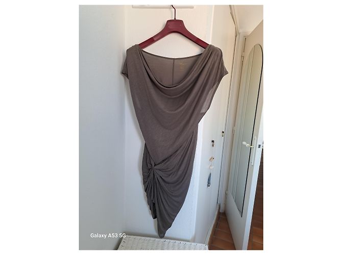 Autre Marque Vestido asimétrico Raw gris de viscosa y seda - vista 2