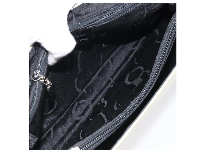 Borsa a spalla Gancini in tela bianca e argento di Salvatore Ferragamo Auth bs25930 Bianco - vista 18