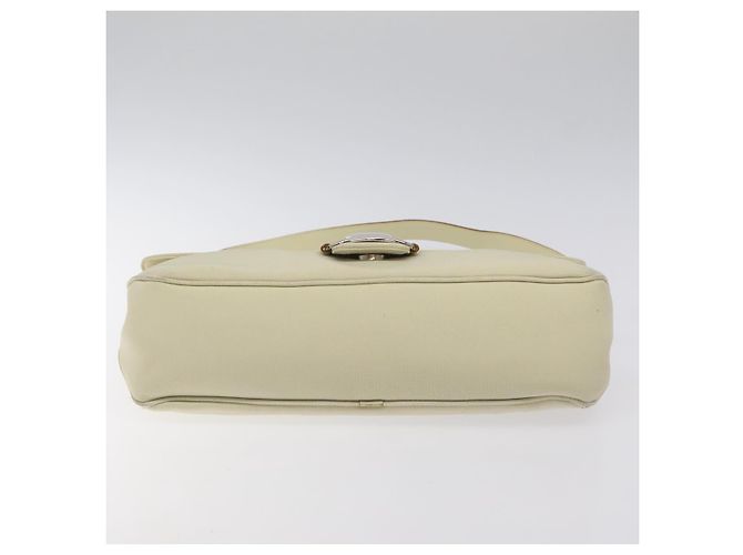 Borsa a spalla Gancini in tela bianca e argento di Salvatore Ferragamo Auth bs25930 Bianco - vista 9