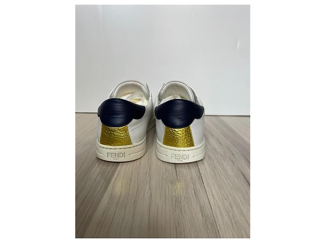 Baskets Fendi en cuir blanc - vue 5