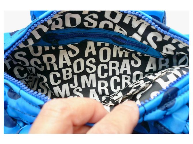 MARC BY MARC JACOBS borsa a sacco blu e nera in ottime condizioni - vista 6