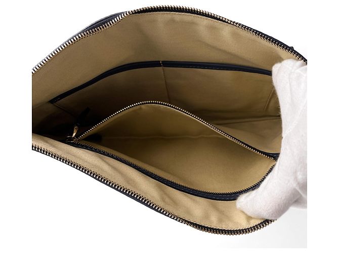 Valentino Garavani Pochette en cuir de veau Rockstud moyen bleue - vue 9