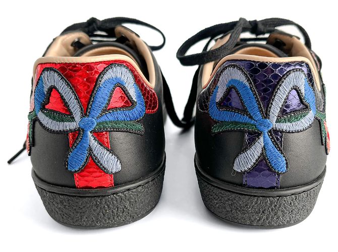 Gucci Baskets en cuir rayées brodées de fleurs Ace 40 Noir - vue 3