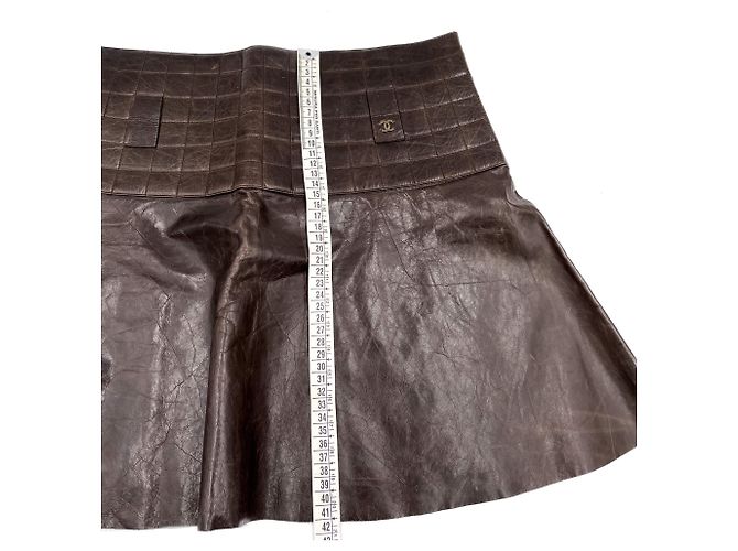 Timeless Chanel Mini saia de couro marrom - vista 8
