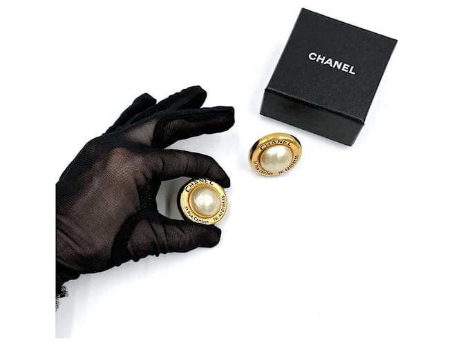 Chanel Orecchini in metallo e perle finte 31 Rue Cambon - vista 3