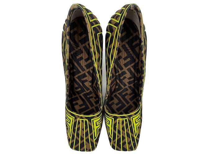Fendi Pumps in pelle e tessuto 39 Jacquard marrone Multicolore - vista 4