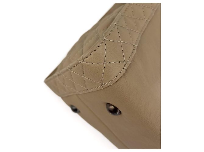 Chanel Borsa tote trapuntata Boy Reverso beige - vista 10