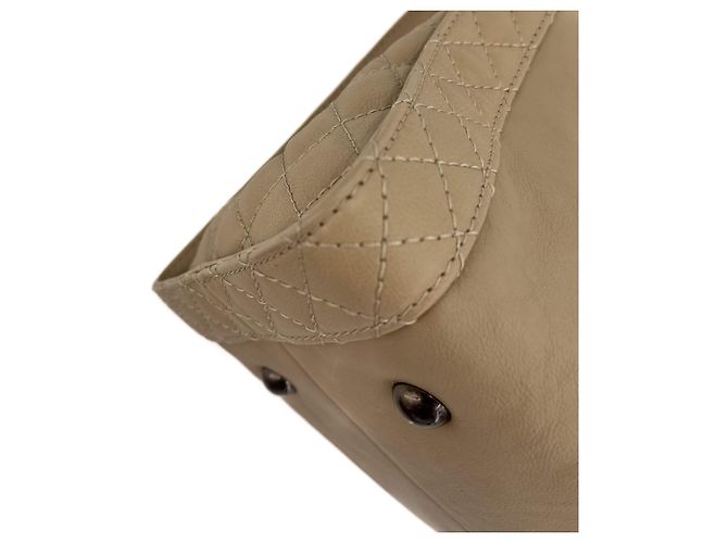 Chanel Borsa tote trapuntata Boy Reverso beige - vista 12