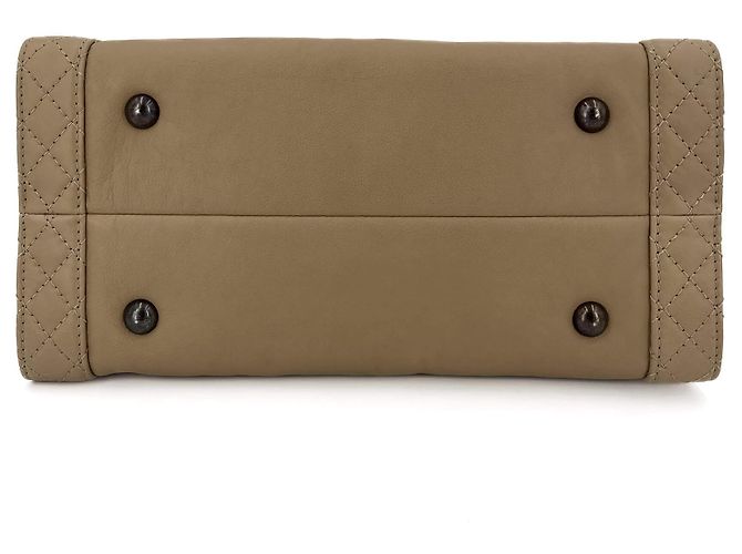 Chanel Borsa tote trapuntata Boy Reverso beige - vista 9