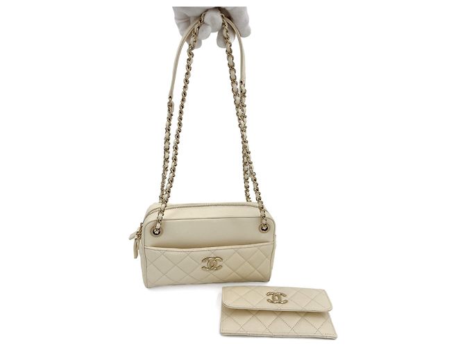 Chanel Borsa a tracolla in pelle caviar Off-White Bianco sporco - vista 6