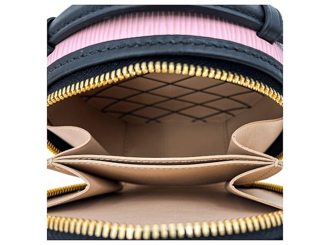 Louis Vuitton Scatola Cappello Epi Pelle 2-Vie Crossbody Rosa & Nero - vista 11
