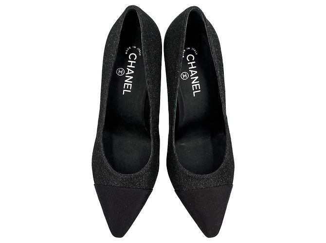 Timeless Chanel Lackleder-Pumps mit Kappenzehe 40 Absatz 9 cm Schwarz - Ansicht 4