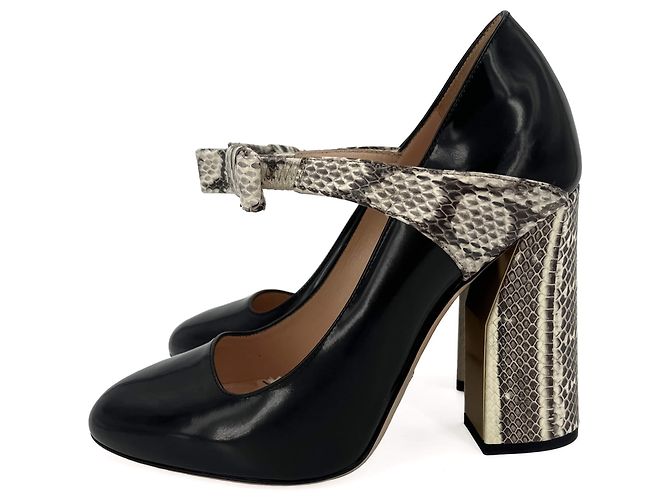 Gucci Mary Jane Leather & Exotic Strap Pump 39 Black & White - view 2