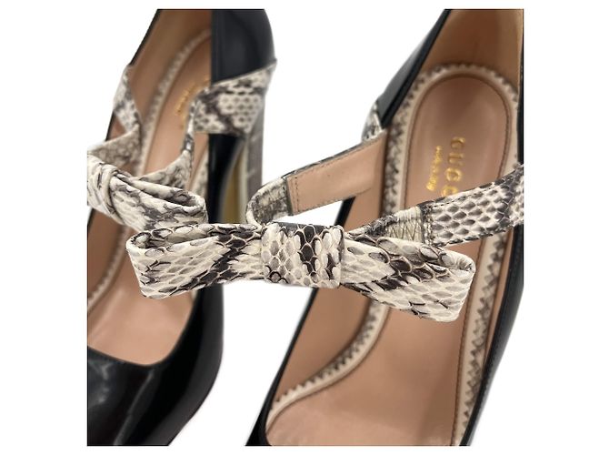 Gucci Mary Jane Leather & Exotic Strap Pump 39 Black & White - view 8