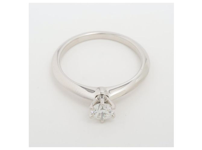Tiffany & Co Solitaire Platinum Ring 16mm Diameter - Ansicht 4