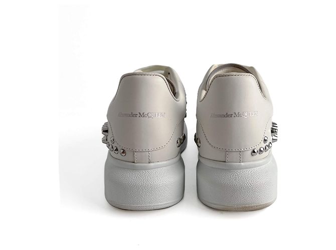 Alexander Mcqueen Niedrige Leder-Sneaker mit Nieten 40 weiß - Ansicht 4