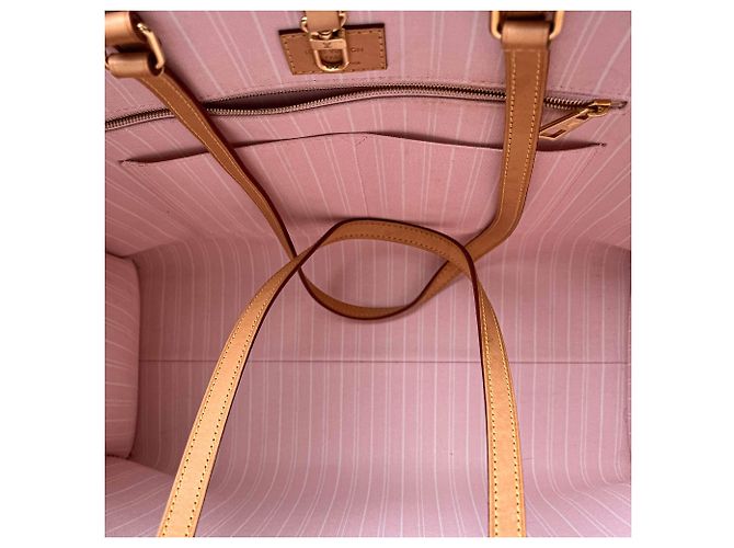 Louis Vuitton Onthego GM Par le Sac de Plage en Toile Monogram Géant Multicolore - vue 10
