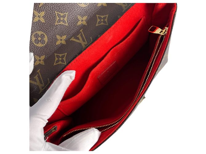 Louis Vuitton Saint Placide Borsa a tracolla in pelle con patta Monogram Rosso - vista 10
