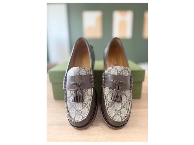 Mocassini Gucci monogramma supremo Marrone Beige - vista 10