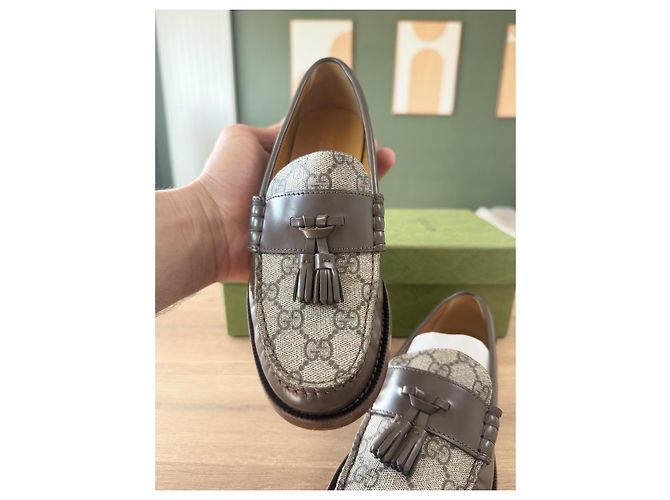 Mocassini Gucci monogramma supremo Marrone Beige - vista 8