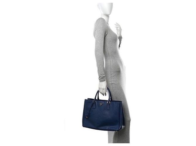 PRADA Saffiano Lux Grande Galleria Double Zip Tote Blu - vista 3