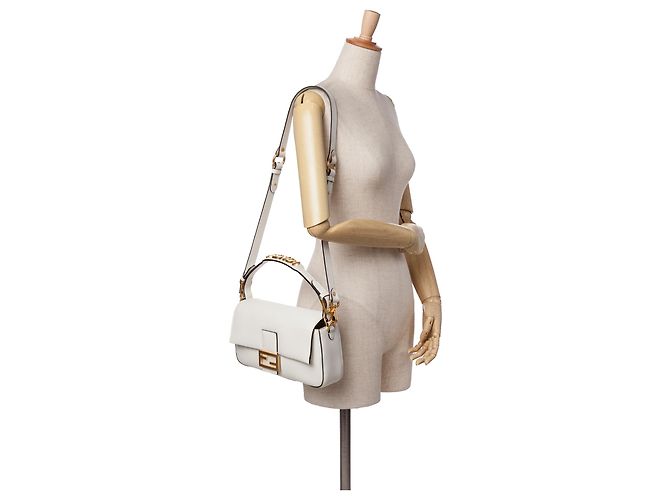 Borsa Baguette convertibile in pelle bianca Fendi - vista 9
