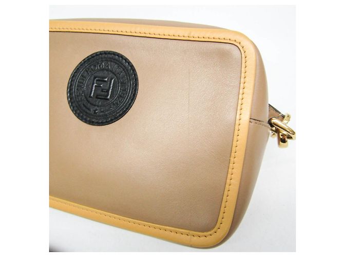 Bolsa de ombro de couro feminina Fendi Pochette Cam 8BS019 Bege Amarelo - vista 4