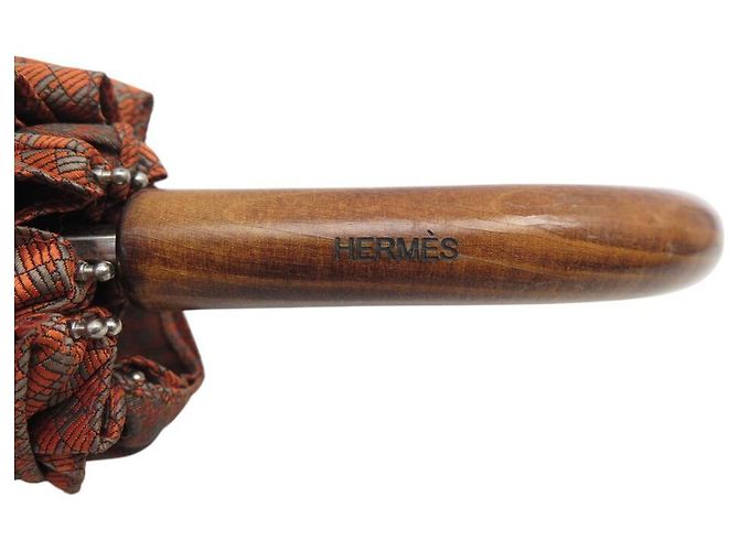 Hermès OMBRELLO VINTAGE HERMES MONOGRAMMATO H ARANCIONE MANICO IN LEGNO OMBRELLO IN CANVAS - vista 9