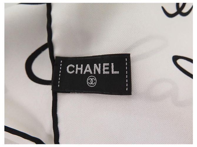 BUFANDA DE SEDA TWILL CHANEL CAMELIA LOGO CC CAMBON 90 Blanco - vista 7