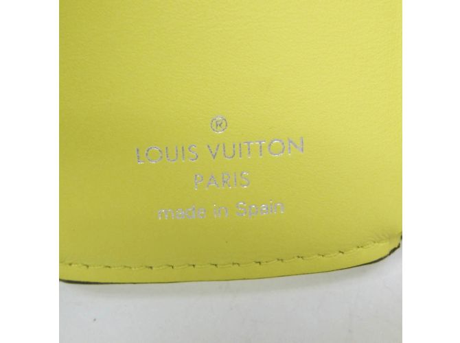 Billetera Compacta Discovery Taigarama Louis Vuitton Amarillo - vista 14