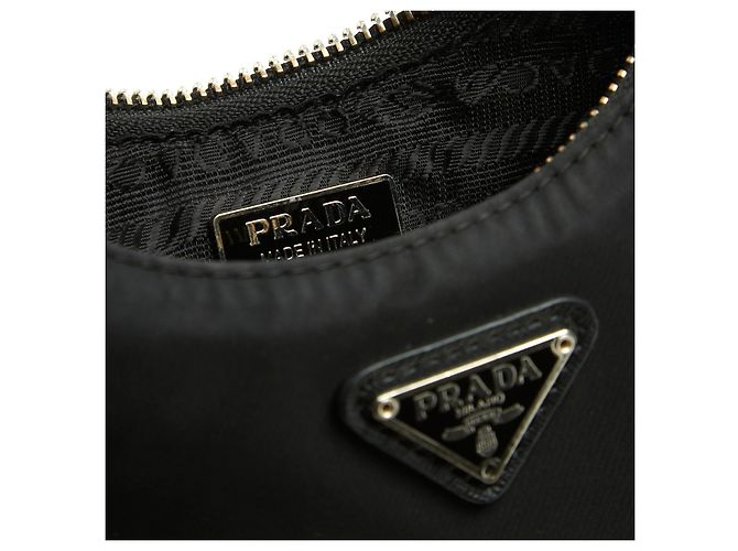 Borsa Mini Re Edizione 2005 Nera Re Nylon di Prada Nero - vista 8