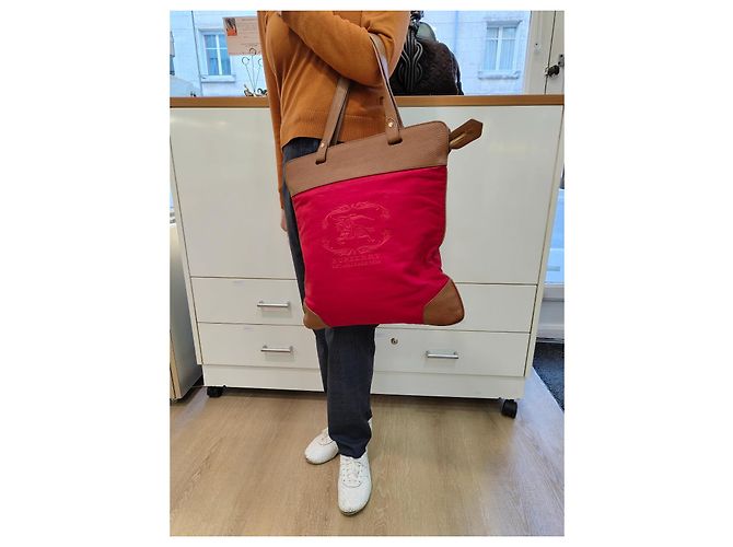 Burberry Canvas Shopper Rot mit Leder in Camel Beige - Ansicht 3