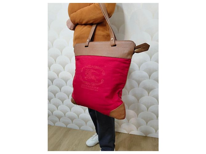 Burberry Canvas Shopper Rot mit Leder in Camel Beige - Ansicht 4