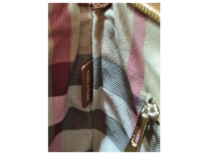 Burberry Canvas Shopper Rot mit Leder in Camel Beige - Ansicht 6