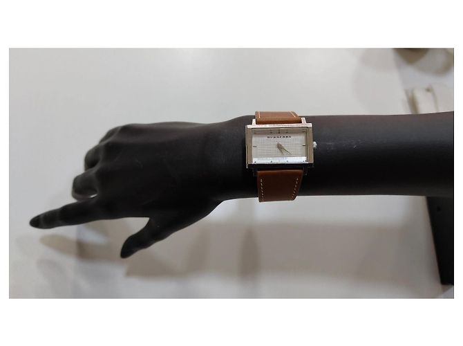Reloj Burberry de Esfera Rectangular en Acero Inoxidable Plata - vista 4