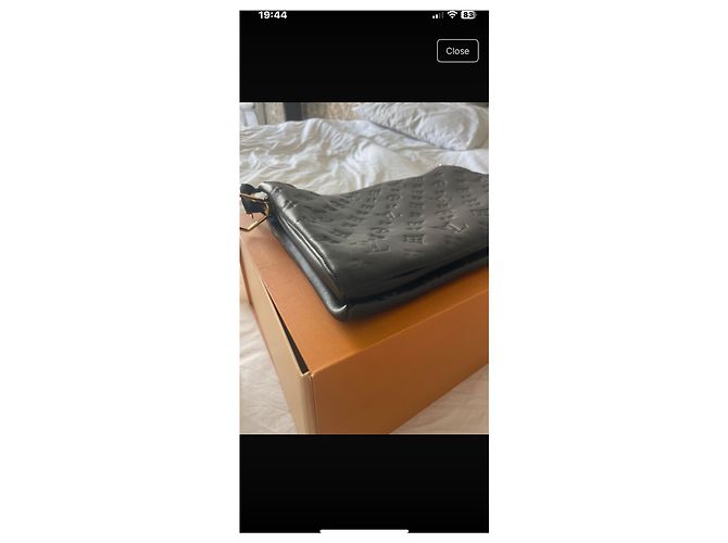 Bucket Louis Vuitton Cushion MM Nera in pelle di agnello Nero - vista 11