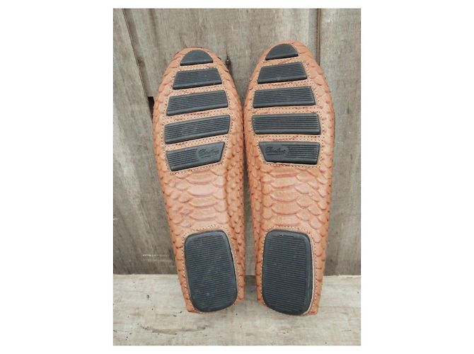 Mocassini Paraboot in Pelle Marrone Chiaro Effetto Rettile - vista 2