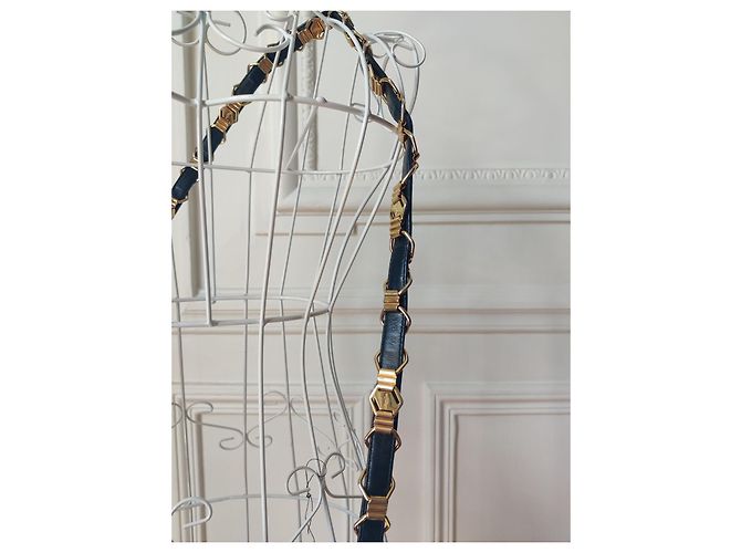 Borsa rotonda in pelle Revillon Nero D'oro Gold hardware - vista 4