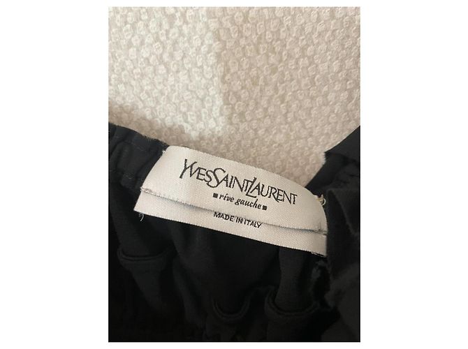 Yves Saint Laurent Schwarzes schulterfreies Kleid - Ansicht 2