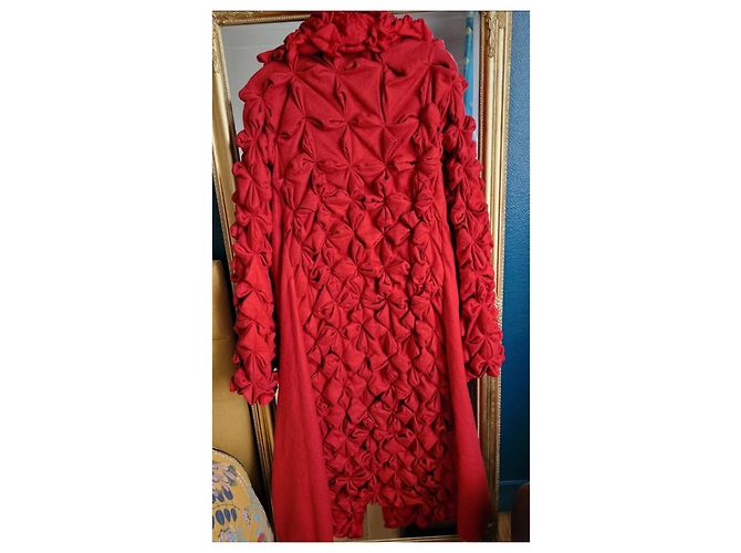 Abrigo largo origami Issey Miyake Roja - vista 17