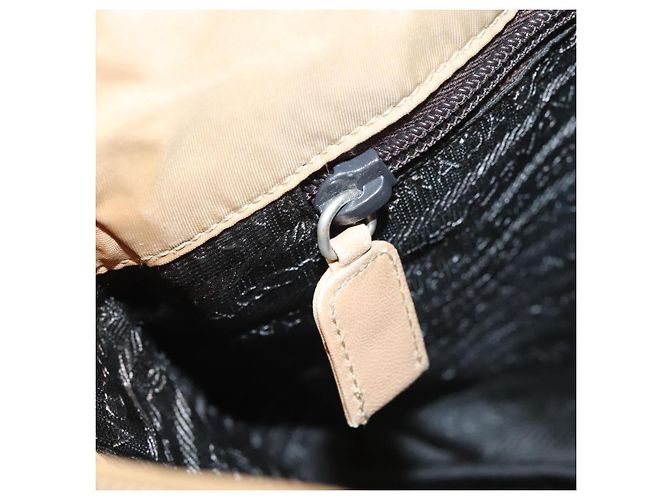 PRADA Bolsa de Ombro com Corrente de Couro Bege Dourado Auth 122203 - vista 23