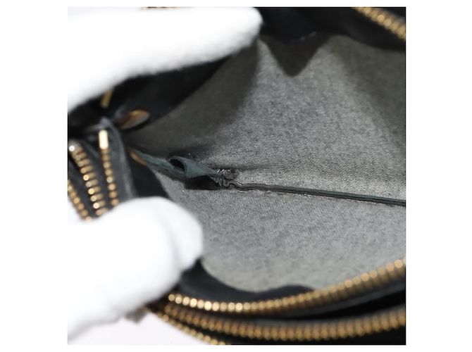 Céline Borsa a spalla CELINE Trio in pelle nera e oro Auth 125093 Nero D'oro - vista 24