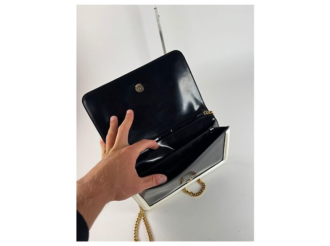 Stella Mc Cartney Vintage Stella McCartney Lackledertasche weiß schwarz - Ansicht 10