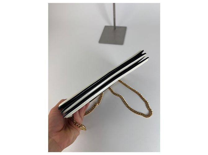Stella Mc Cartney Vintage Stella McCartney Lackledertasche weiß schwarz - Ansicht 12