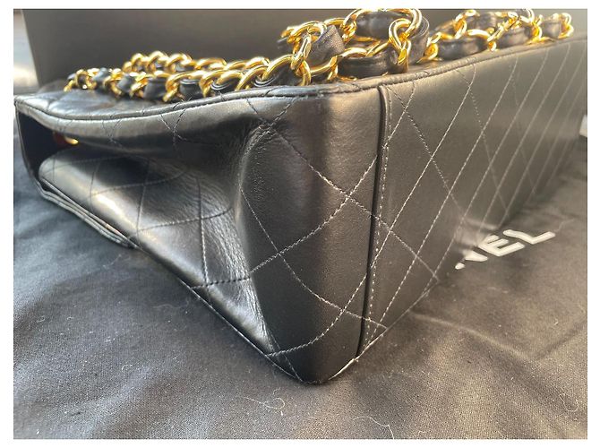 2.55 Chanel Borsa classica Maxi Jumbo in agnello trapuntato nero - vista 11