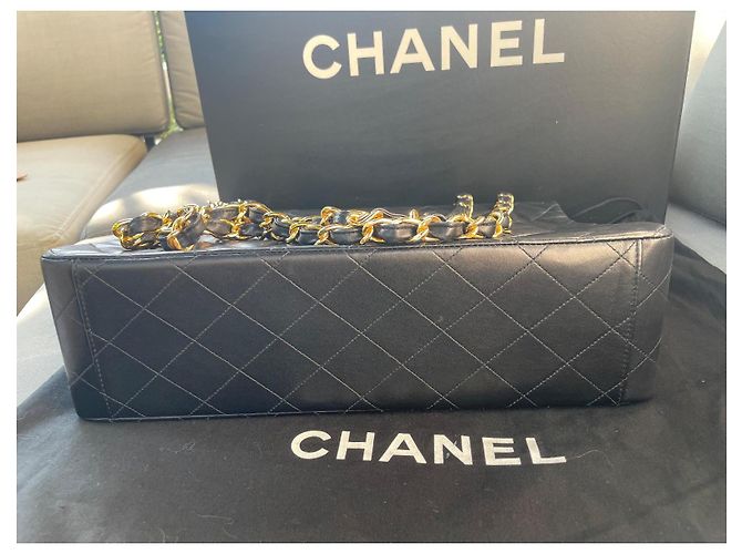 2.55 Chanel Borsa classica Maxi Jumbo in agnello trapuntato nero - vista 13