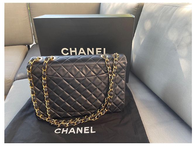2.55 Chanel Borsa classica Maxi Jumbo in agnello trapuntato nero - vista 3